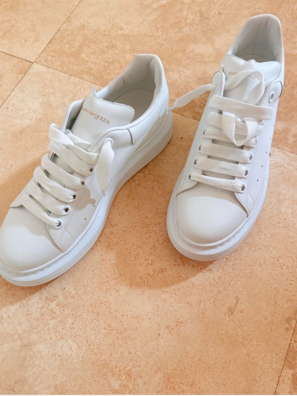 Alexander McQueen White Leather sneakers